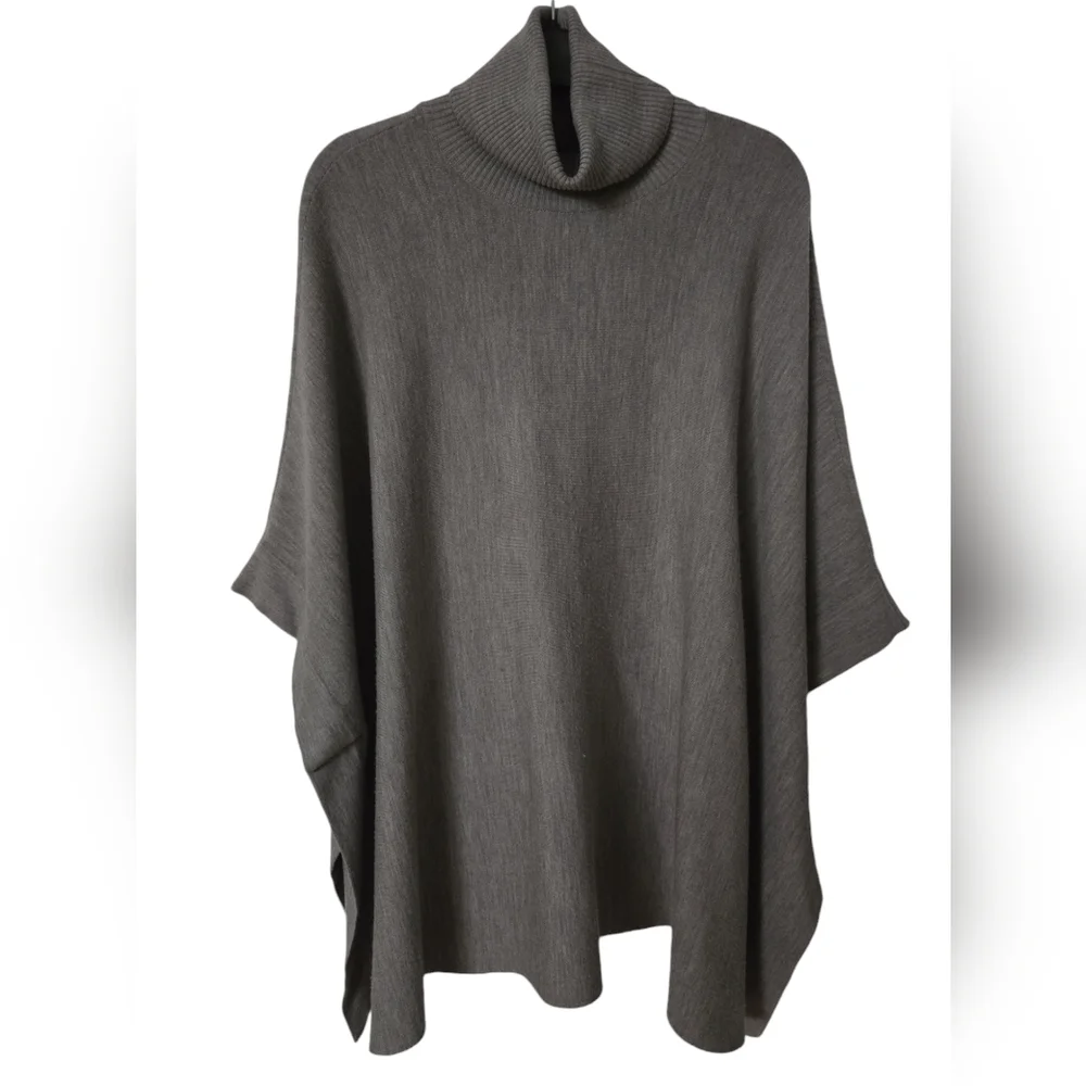 Ann Taylor Wool Turtle Neck Poncho size xs/s